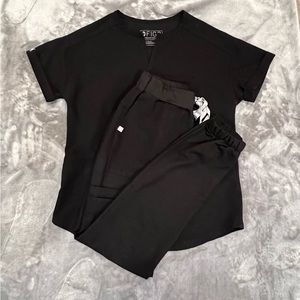 Figs Black Scrubs Jogger Set Size XXS